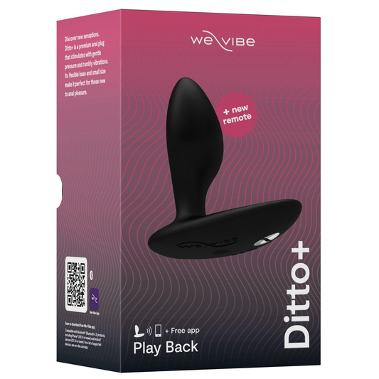 We-Vibe Ditto + paarse anale vibrator vooraanzicht op witte achtergrond