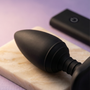 Zijaanzicht Nexus buttplug small met ergonomische vorm en draadloze remote control