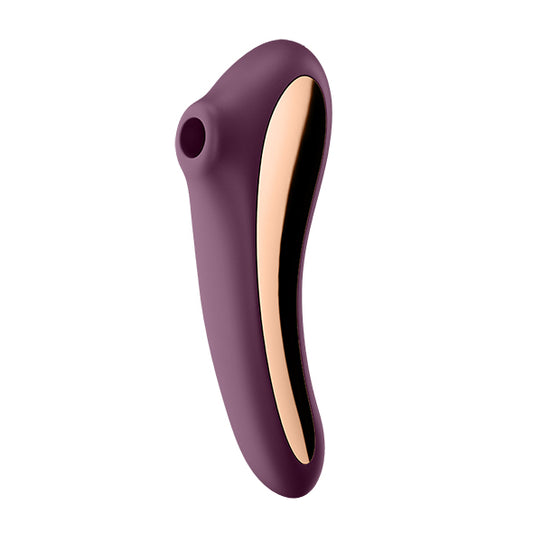 Paarse Satisfyer Dual Kiss luchtdrukstimulator met zuigopening, zijaanzicht op witte achtergrond